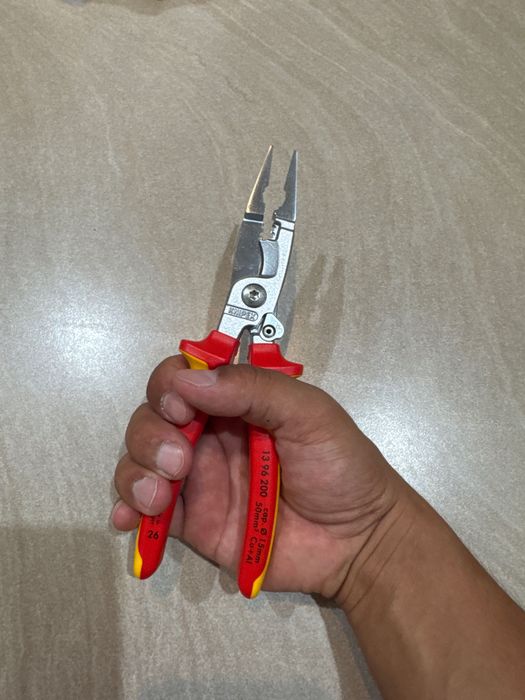 Knipex,  профессиональные электромонтажные клещи