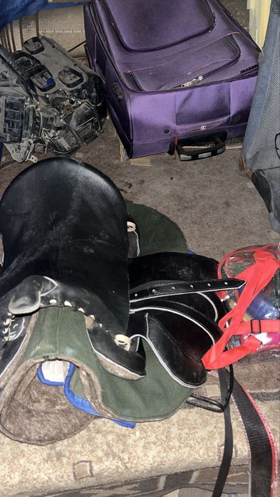 Продам седло для лошади