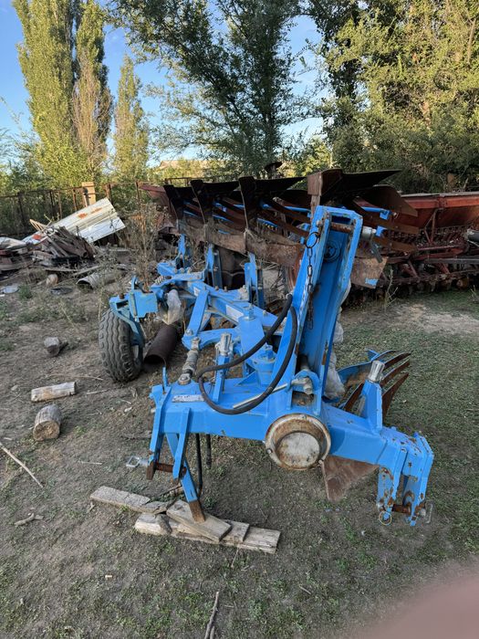 Плуг оборотный 4-х корпусной