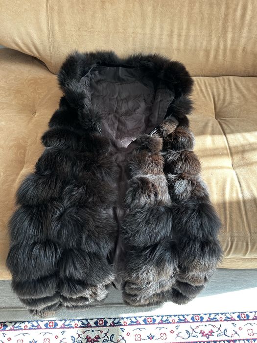 Продам жилетку меховую