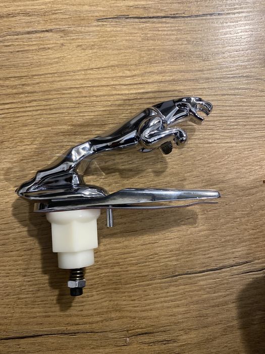 Statueta Logo Emblema Semn Pentru Capota Jaguar