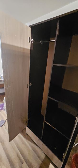 Продам шкаф недорого