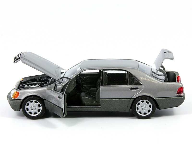 Раритет! Коллекционная модель Mercedes W140 1:43 Schabak