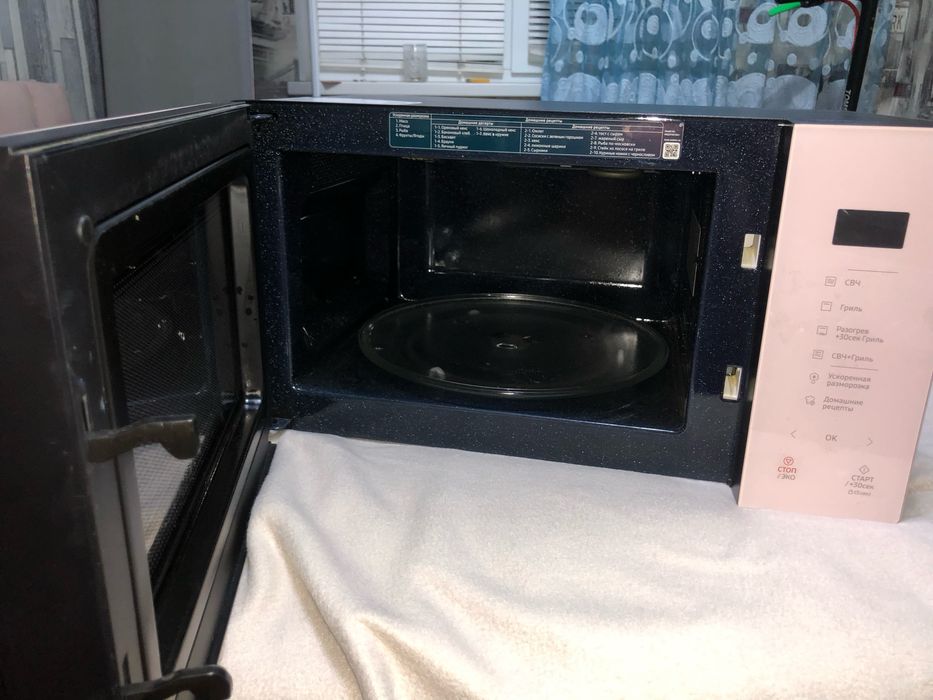Микроволновка Samsung