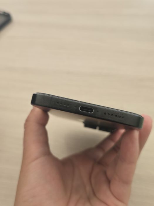 Продам Iphone 16 Pro Max 512