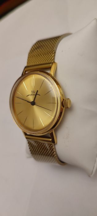 Наручные часы Луч
Механизм механика, отличное состояние -часам прове