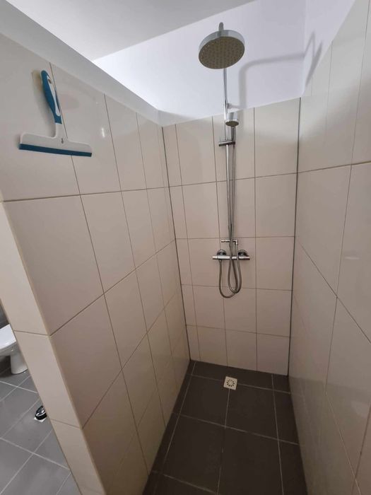 Inchiriez apartament 2 camere zona BMW Floresti