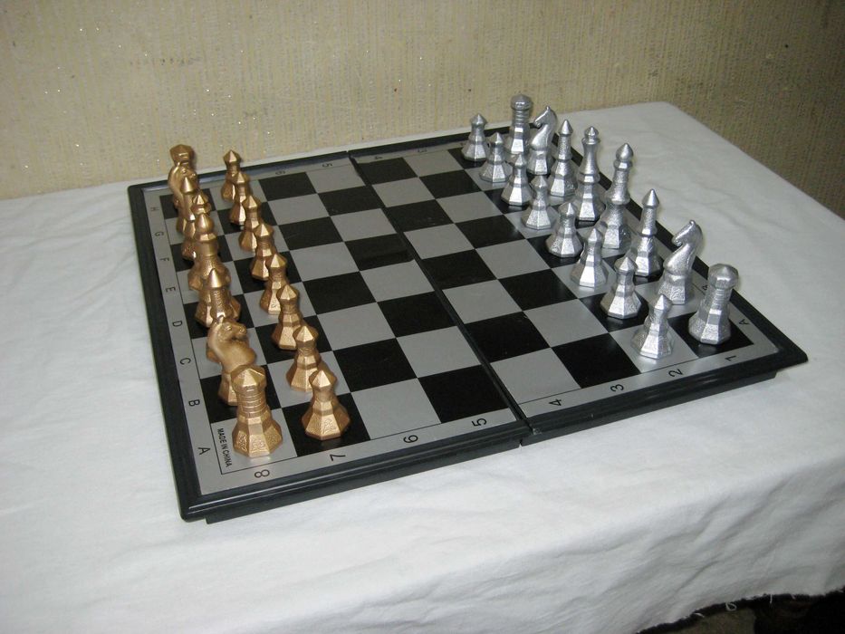 Шахмат необычный изумительный фигуры все целый идеальном состоянии!