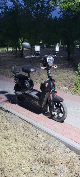 Продажа электроскутер ск8