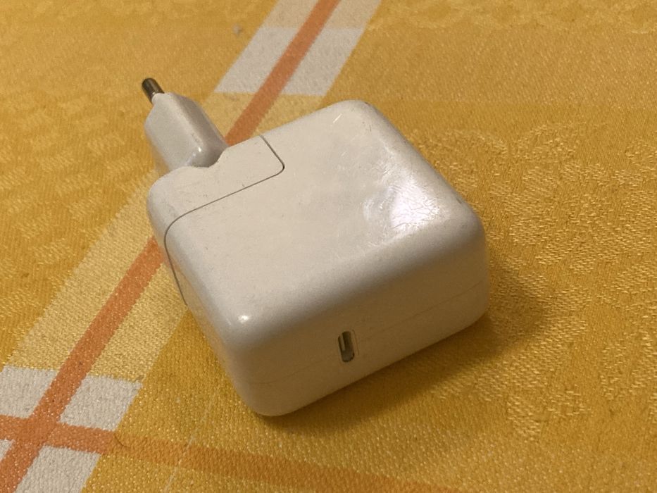 Apple A1882 30w . Incarcator macbook usb c. Adapter macbook 30w