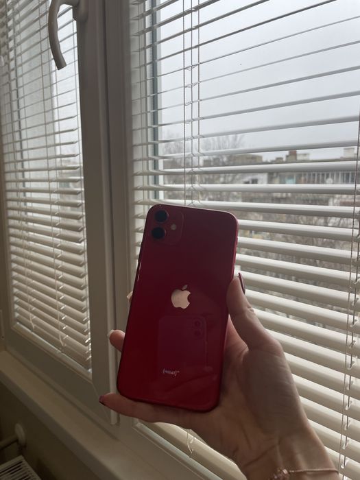 Iphone 11 Red, 64GB