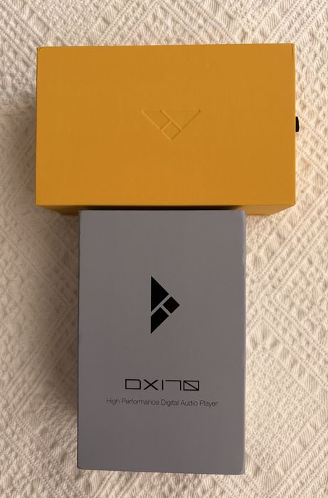 Vand player audio si casti IEM