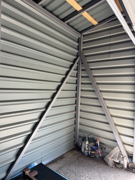 Tabla/ țigla metalica / acoperisuri Caretta