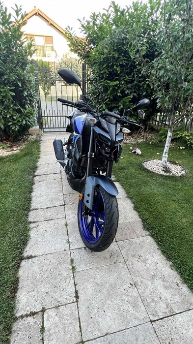 Motocicleta A1 Yamaha MT-125