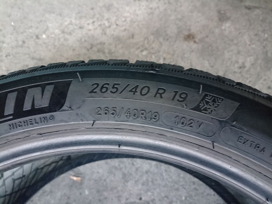 2 anvelope de iarna ca si noi Michelin 265/40 R19 dot 0523