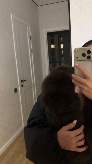 Продам куртку песец