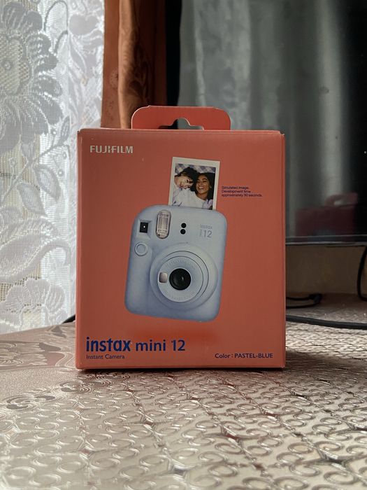 Фотокамера Instax mini 12