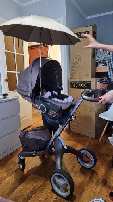 Продам коляску Stokke на запчасти.
