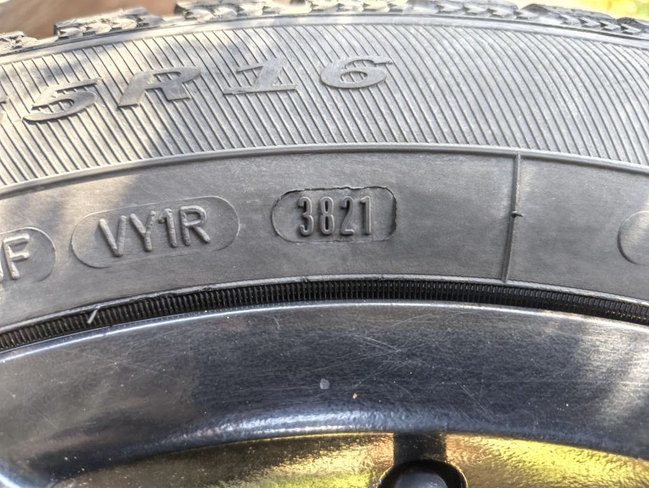 Volkswagen Golf 6 Style 1.6 TDI 105 CP – 2012