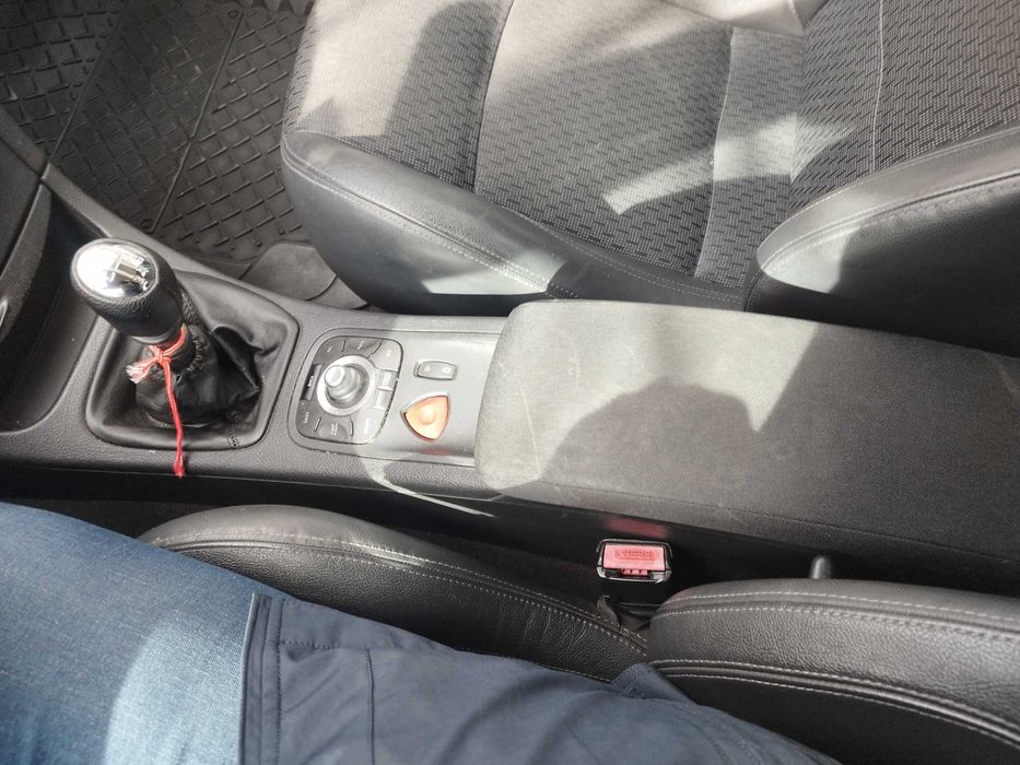 Продавам Рено Лагуна Грандтур 2, 1,9 DCI