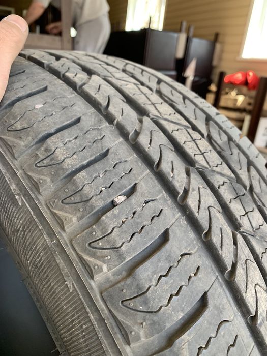 Продам летнюю резину R19