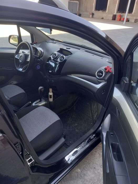 Бухоро вилояти, Когон шахрида SPARK 4- позиция сотилади...