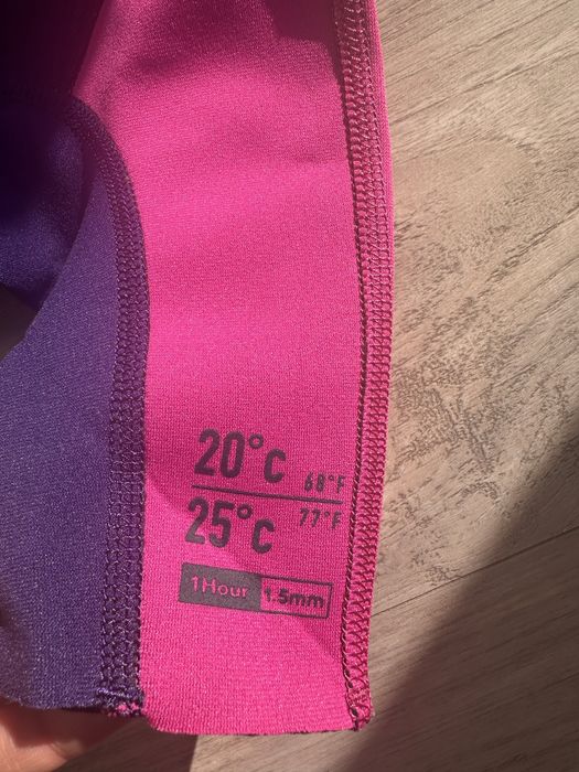 Детски неопрен и очила за плуване