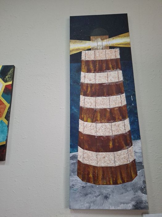 Декор, настенная картина, предметы интерьера.