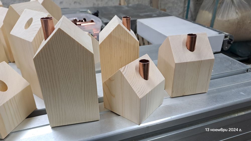 Декоративни къщи от масивно дърво