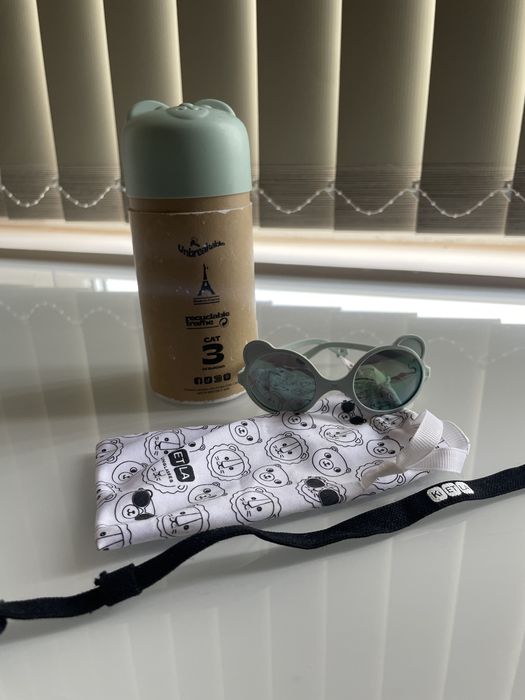 Слънчеви очила, пояс, шапка и басейн за дете до 1 година