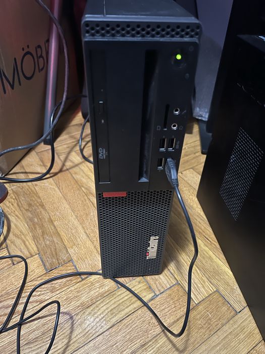 Vand pc thinkpad i5 a7 gen + monitor samsung