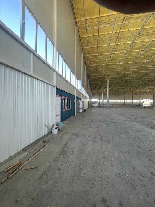 Иситиладиган ангар-склад 10 000 м² ижарага берилади
