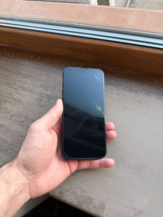 Продам Iphone 16 pro max 256 e-sim