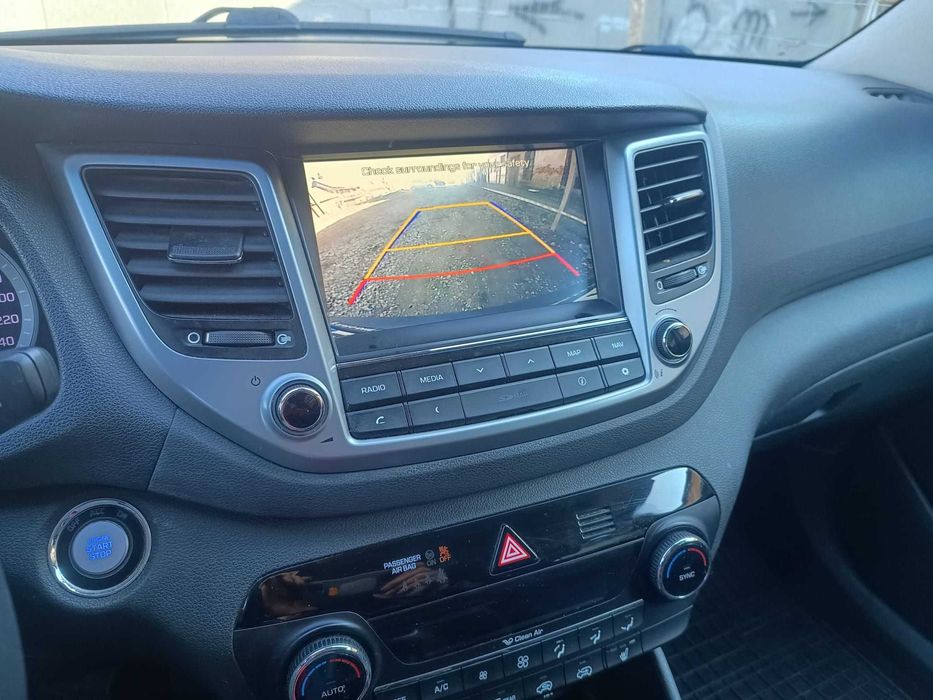 Vind Hyundai Tucson ,Diesel ,Cutie de viteza automata ,Gri, 141 CP,