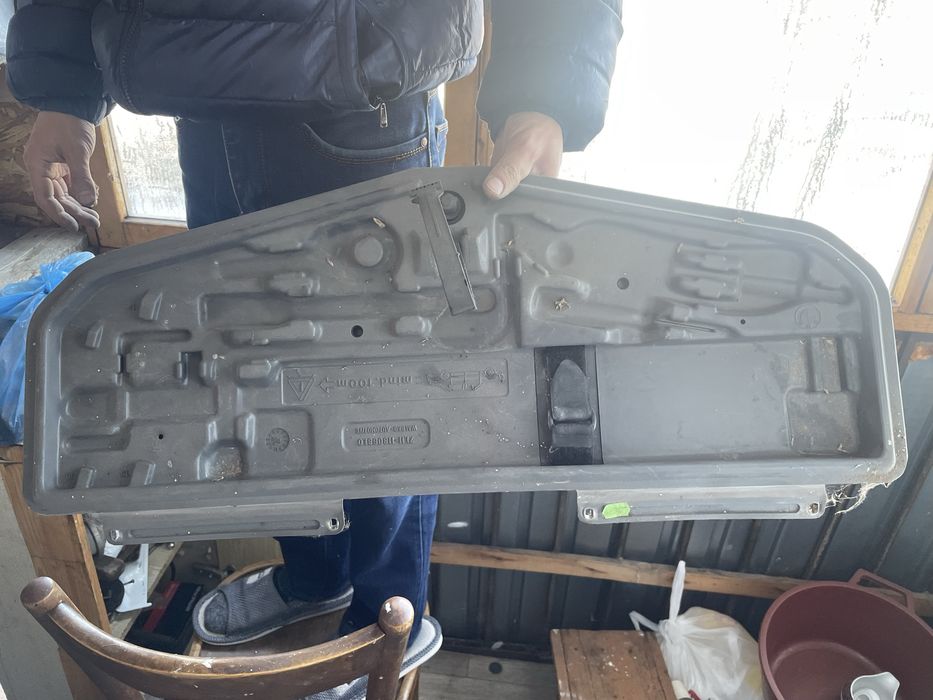 Треугольник в багажник бмв е39