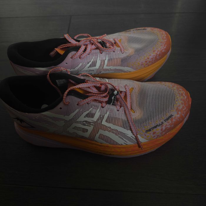 Asics Metafuji Trail спортни обувки като ново, розови, размер 39.5