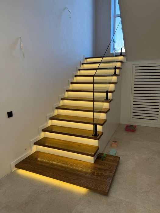 Обучаю делать лестницу От и До г уральск обращайтесь