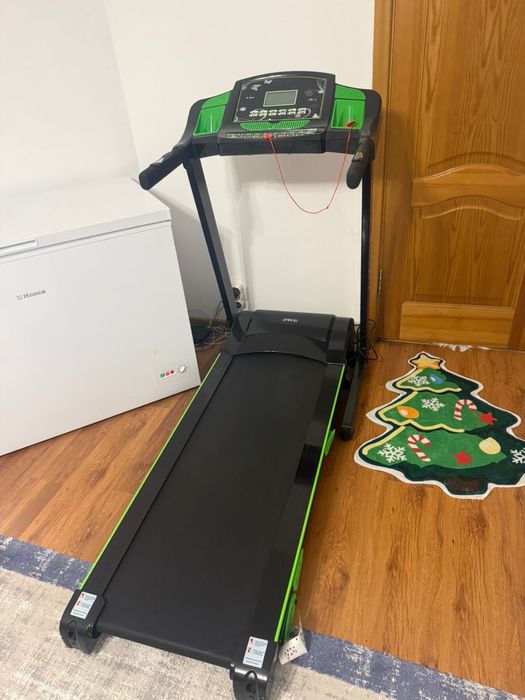 Беговая дорожка почти новый