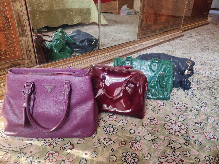 Продам сумки бренд всё 2000 одам