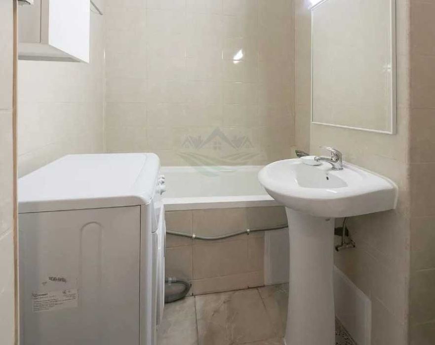 Дава се под наем Едностаен апартамент в Пловдив, Христо Смирненски - 45 кв.м за 168.3 € - Снимка #2