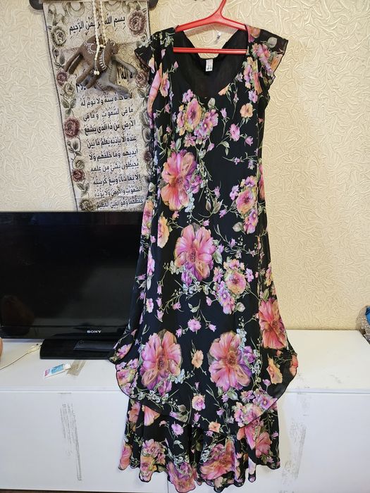 Вечерние платья,кофты костюмы юбки