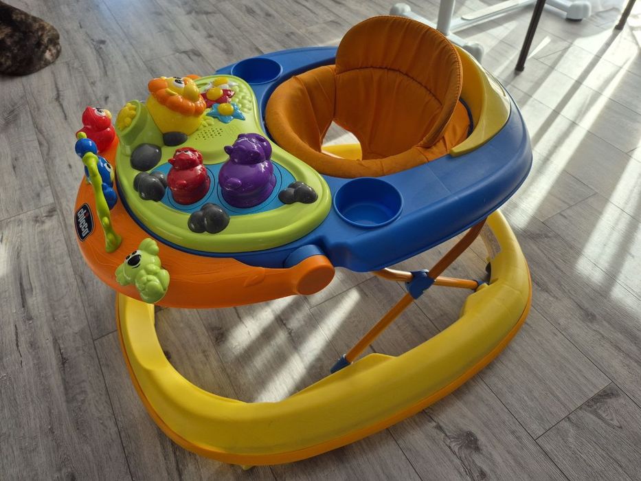 Premergator pentru bebelusi Chicco Walky Talky, 6 luni+, Sunny