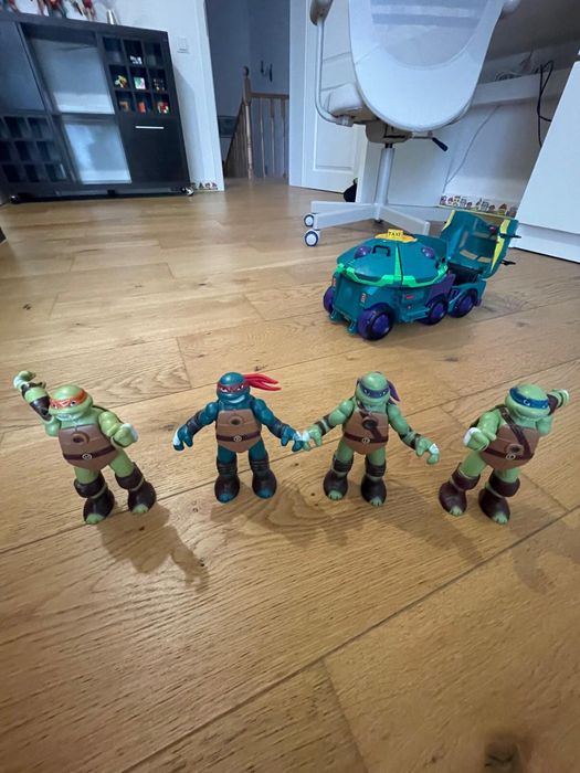 Tanc Testoasele Ninja cu accesorii+9 figurine
