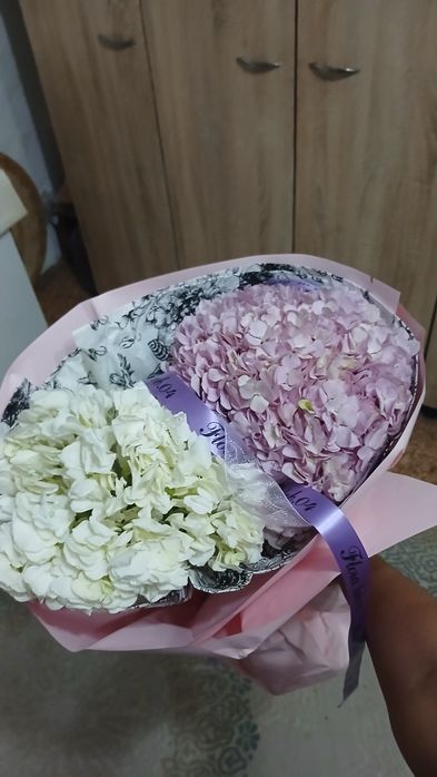 Продам гортензию и букет