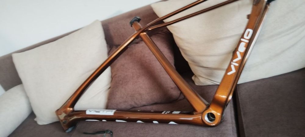 карбонова MTB рамка VIVELO VICTA 19” (48 см) – Gold Rust Chameleon