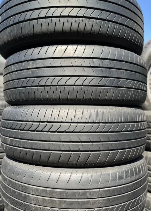 Продам комплект  летних резин R20 235/55/R20