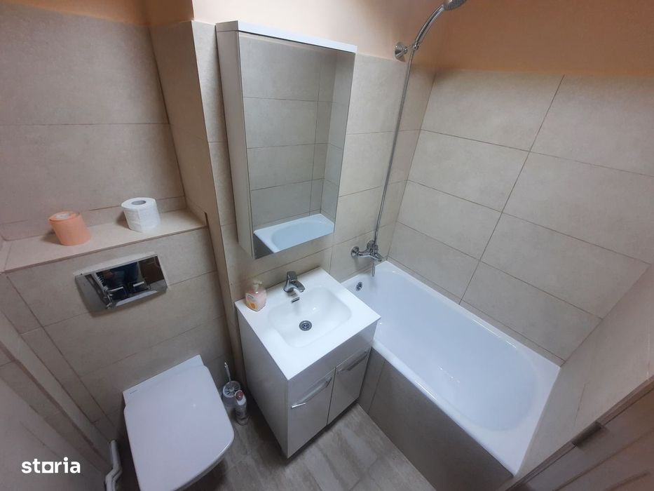 Vand apart. 2 camere Et.1 zona Piata Somes - Satu Mare