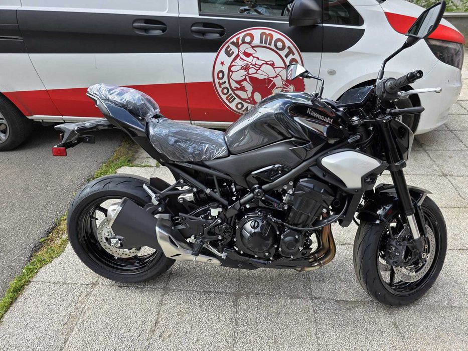 Motocicleta noua in stoc Kawasaki Z900 2025
