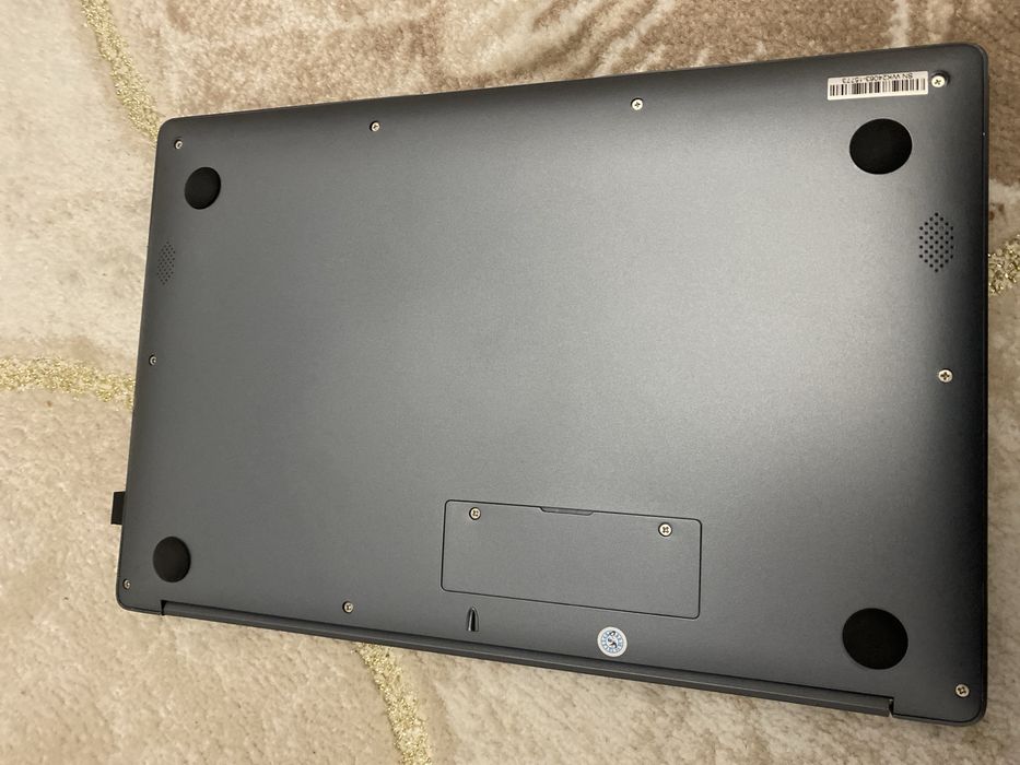 Ноутбук сатылады