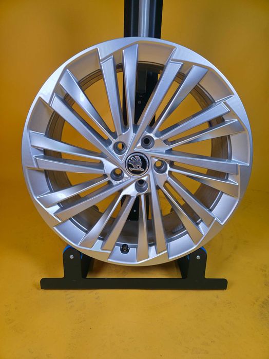 1 Janta Aliaj 5x112 19'' - OEM Skoda Superb8J ET 44 COD 3P0601025